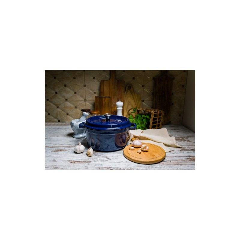 Geëmailleerde gietijzeren braadpan donker blauw 4.7 liter Geëmailleerde gietijzeren braadpan donker blauw 4.7 liter